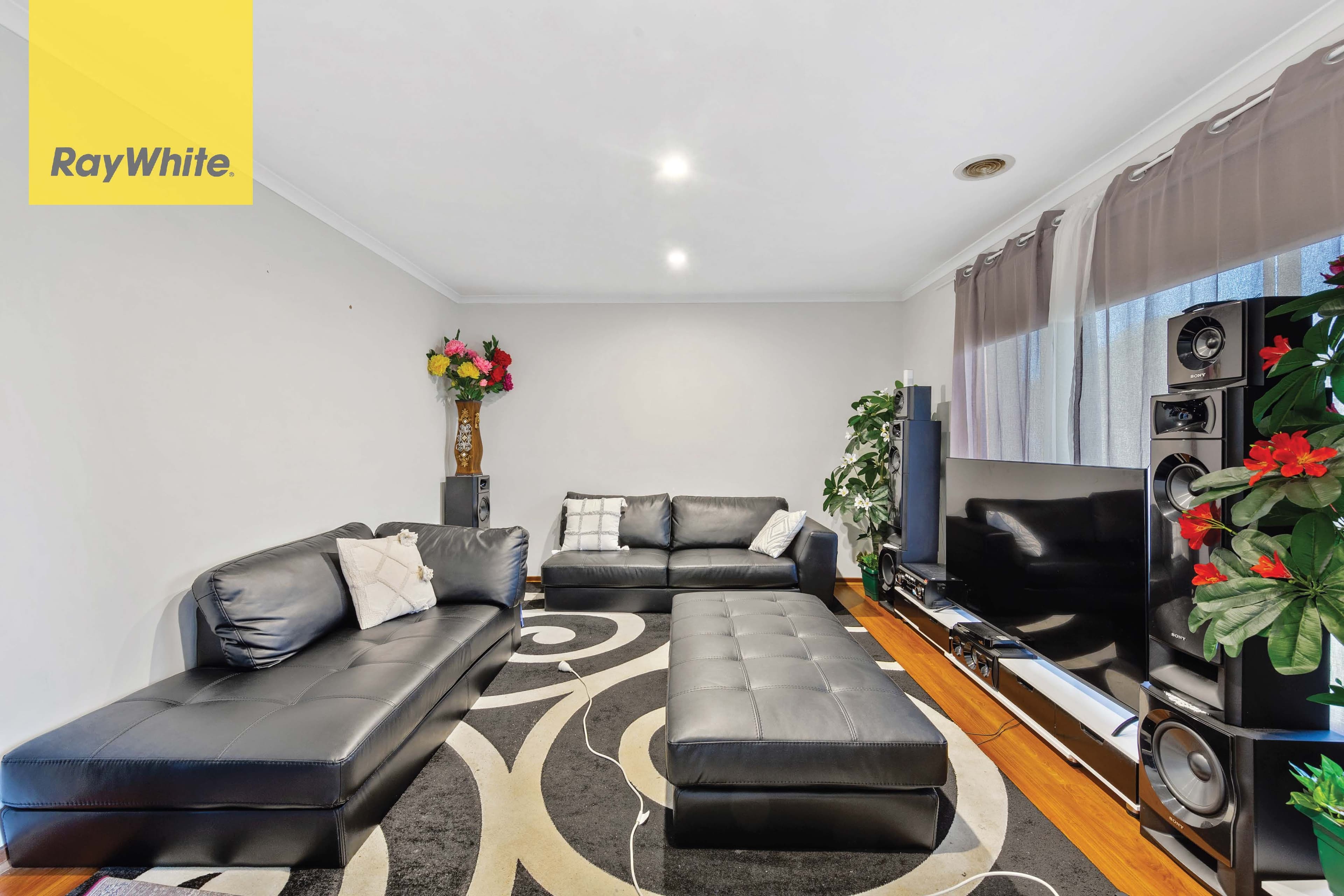2 Manfred Avenue, St Albans VIC 3021, St Albans - Thumbnail 2