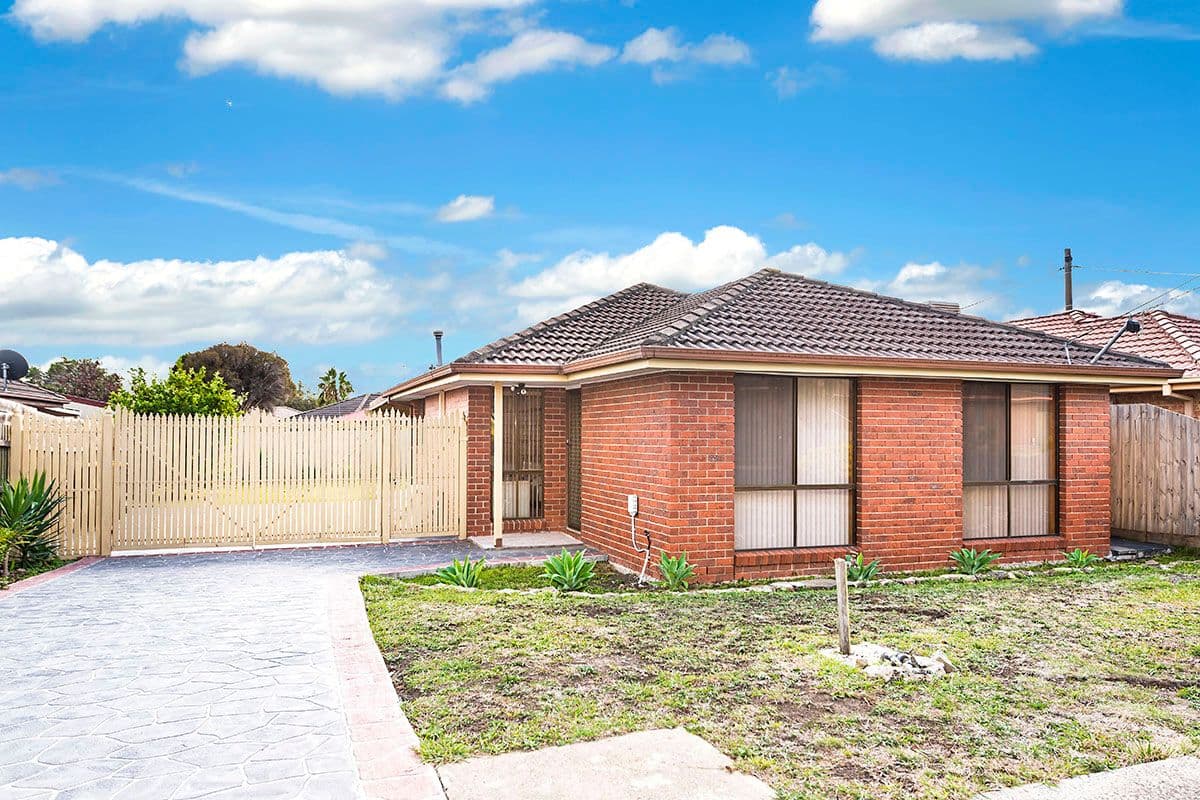 18 Lamina Avenue, Mill Park VIC 3082, Mill Park - Image 1