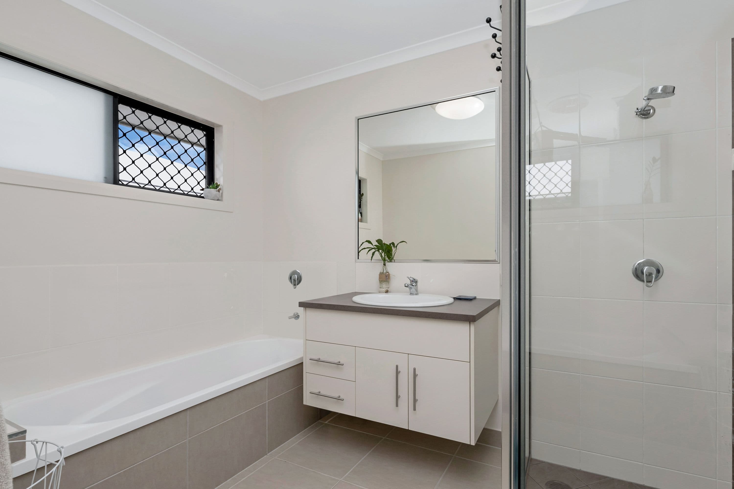 11 Catho Avenue, Mount Low QLD 4818, Mount Low - Thumbnail 6