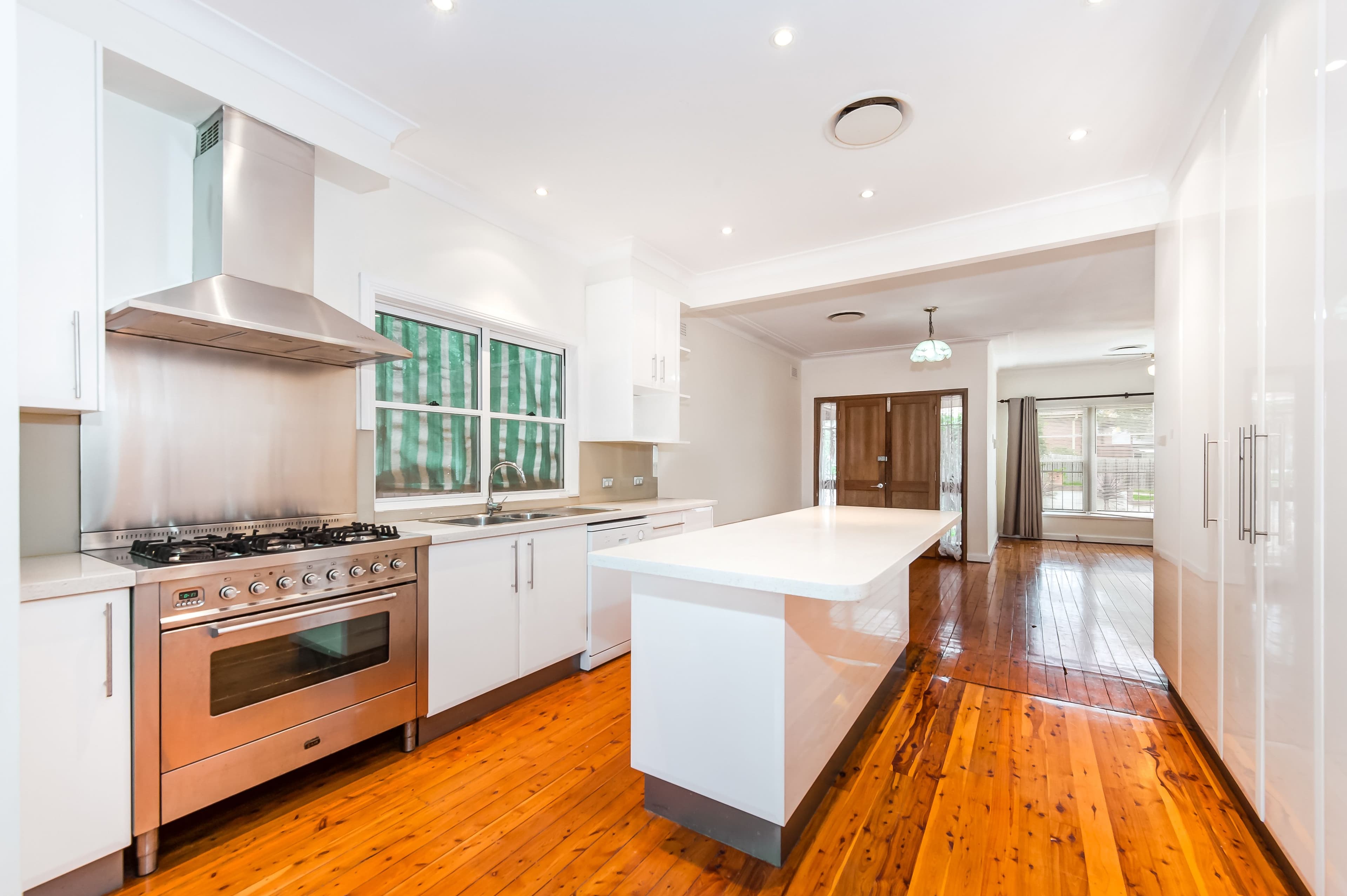 18 Dobson Crescent, Ryde - Thumbnail 2