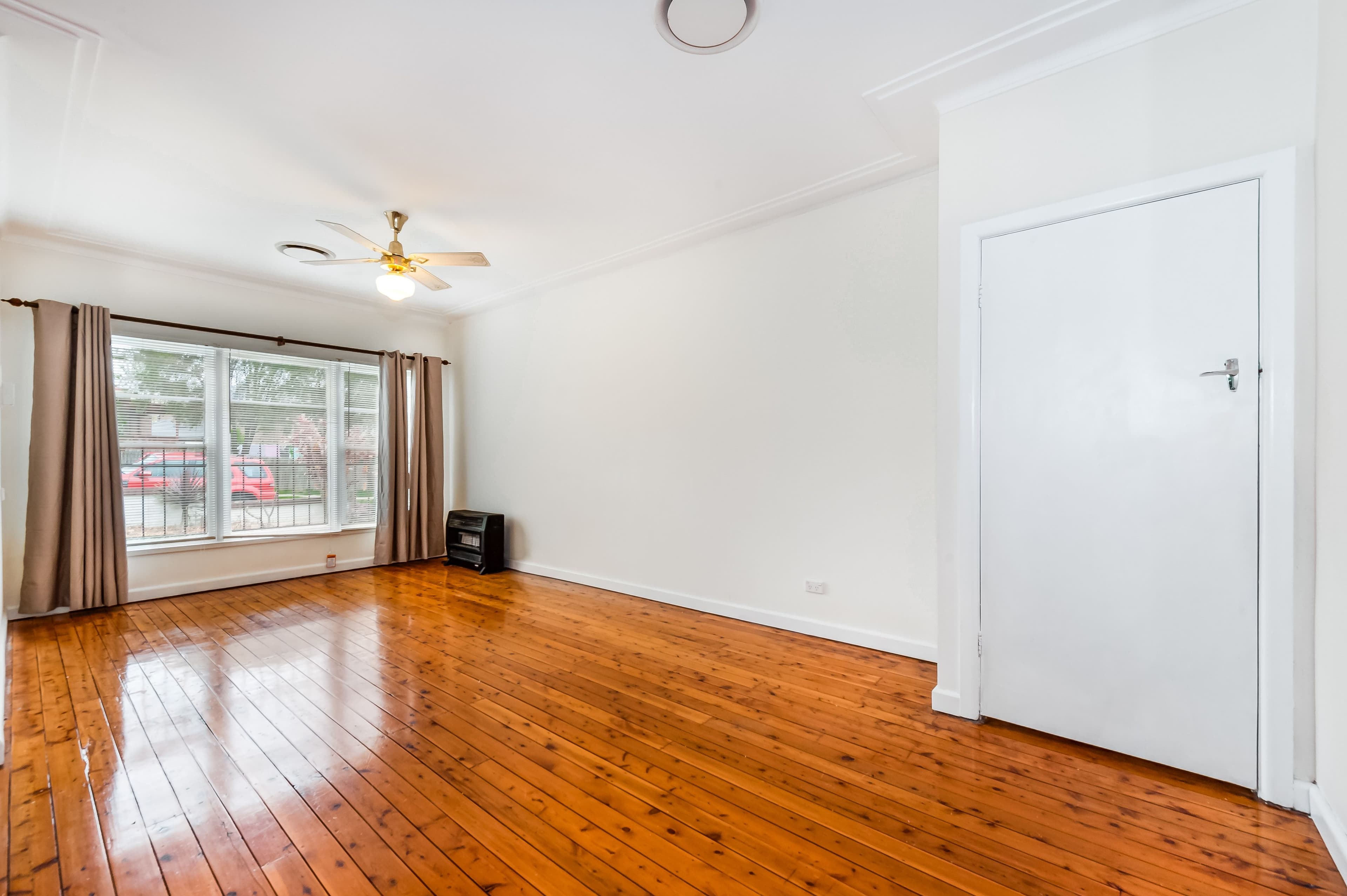 18 Dobson Crescent, Ryde - Thumbnail 3