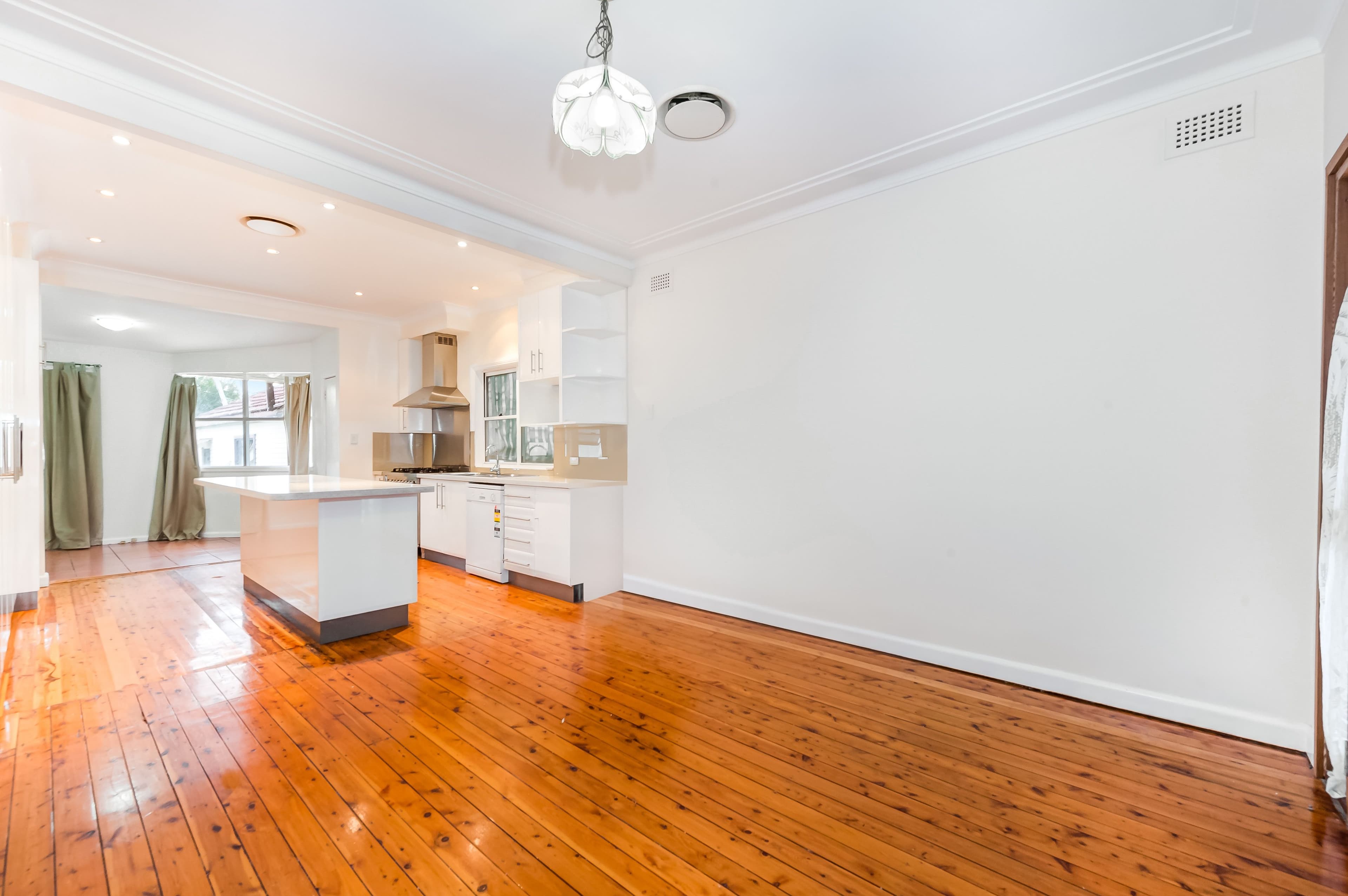 18 Dobson Crescent, Ryde - Thumbnail 4