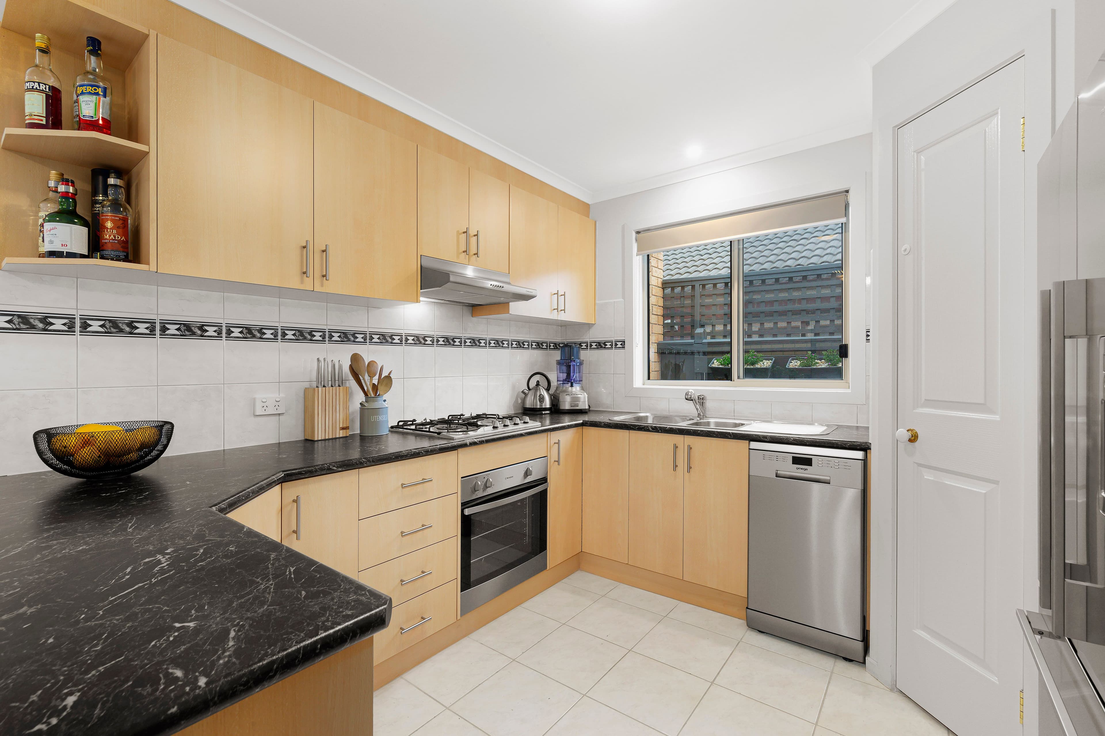 21 Tennyson Circuit, Mill Park VIC 3082, Mill Park - Thumbnail 2