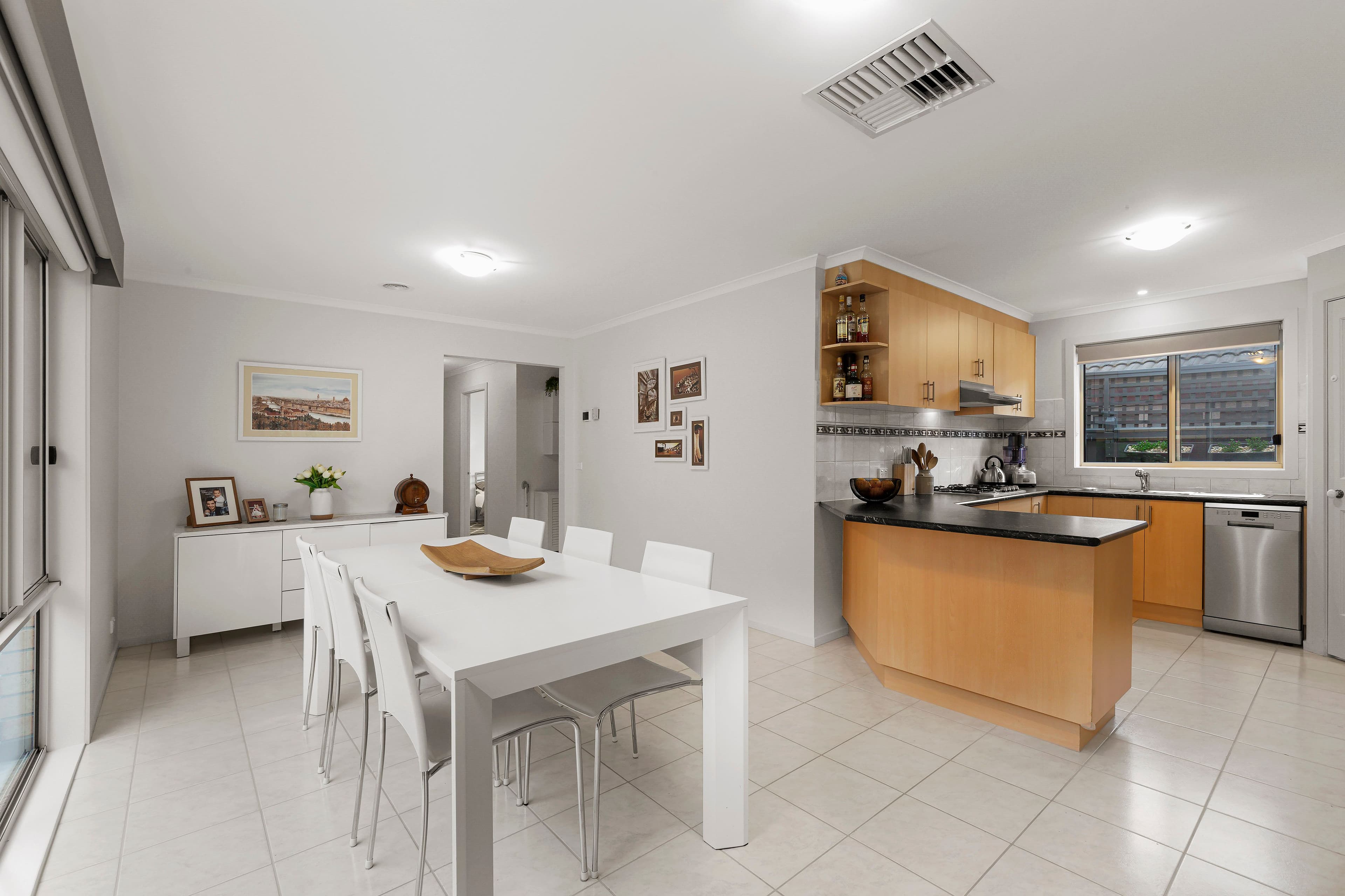 21 Tennyson Circuit, Mill Park VIC 3082, Mill Park - Thumbnail 4