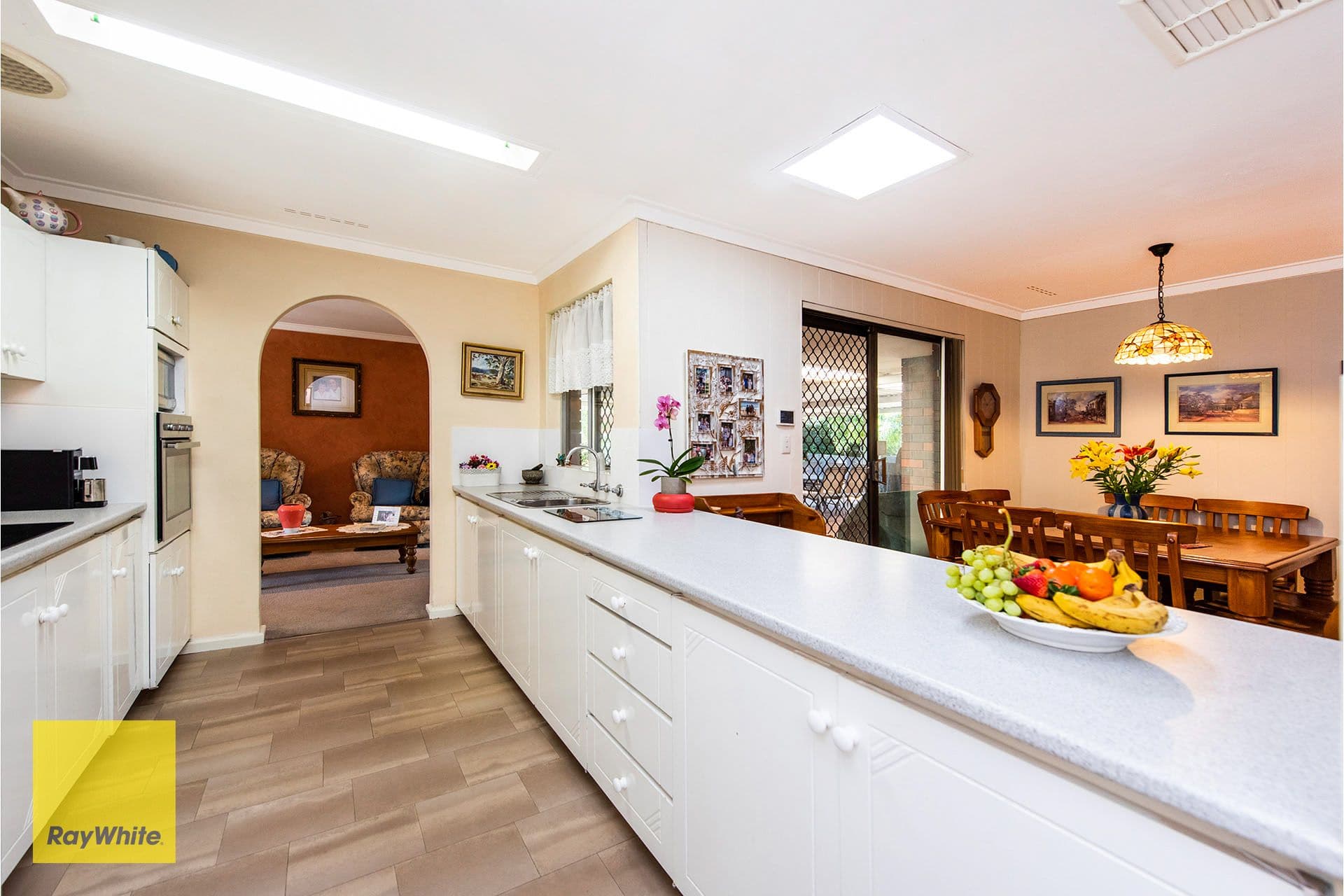 17 Meloway Drive, Maida Vale WA 6057, Maida Vale - Thumbnail 3