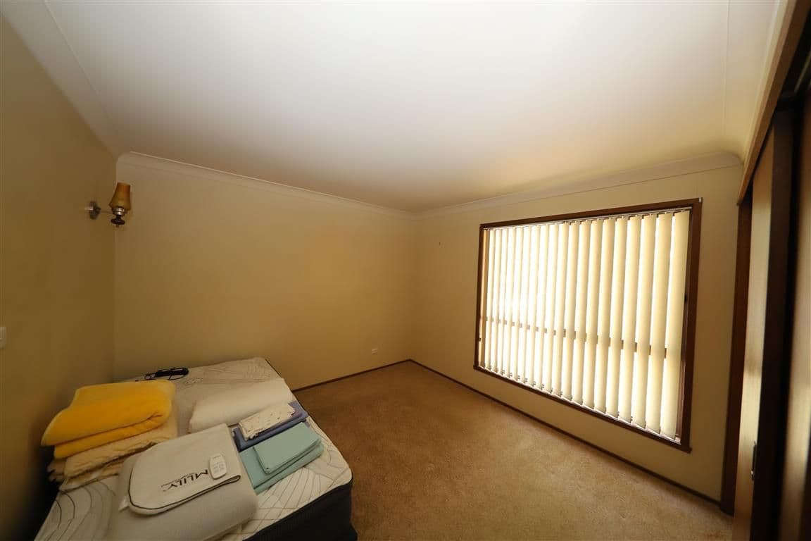 11 Kirra Street, Tumut NSW 2720, Tumut - Thumbnail 8