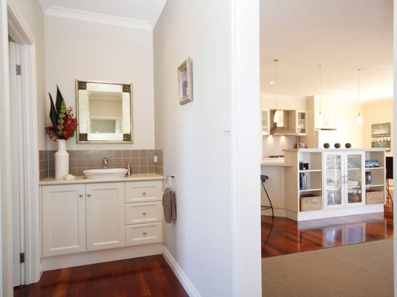 10 Henderson Drive, WANDANA HEIGHTS VIC 3216, Wandana Heights - Thumbnail 5