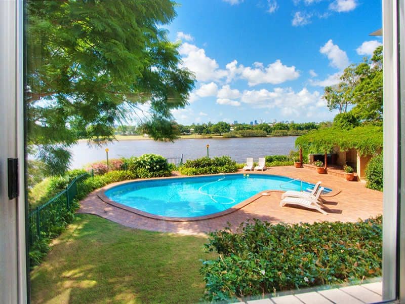 82 Sandford Street, ST LUCIA QLD 4067, St Lucia - Image 1