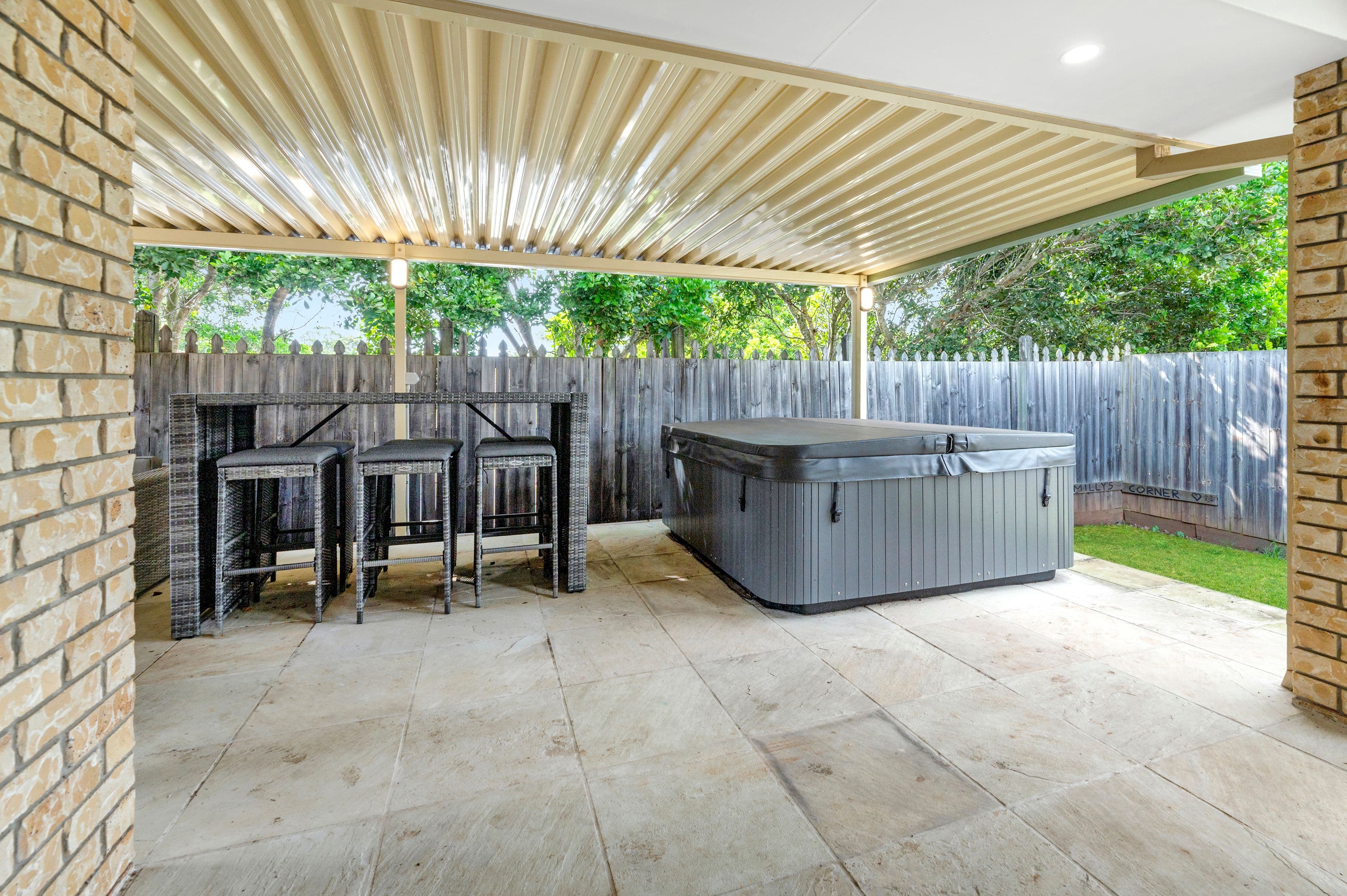 2 Crystal Court, Upper Coomera QLD 4209, Upper Coomera - Thumbnail 2