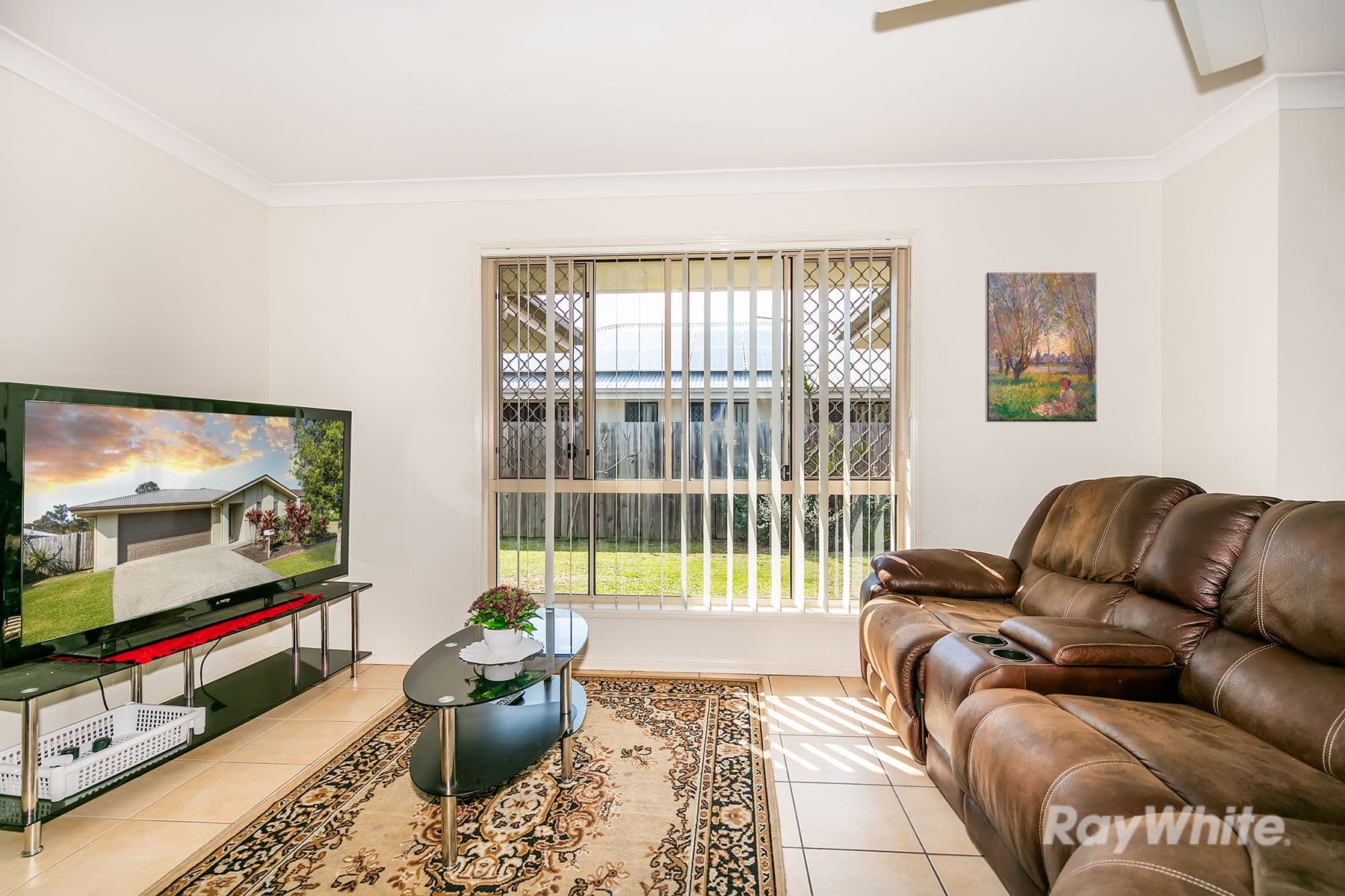26 Stoneleigh Way, Holmview QLD 4207, Holmview - Thumbnail 4