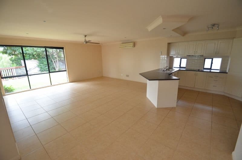 14 Highview Place, Parkwood QLD 4214, Parkwood - Thumbnail 7