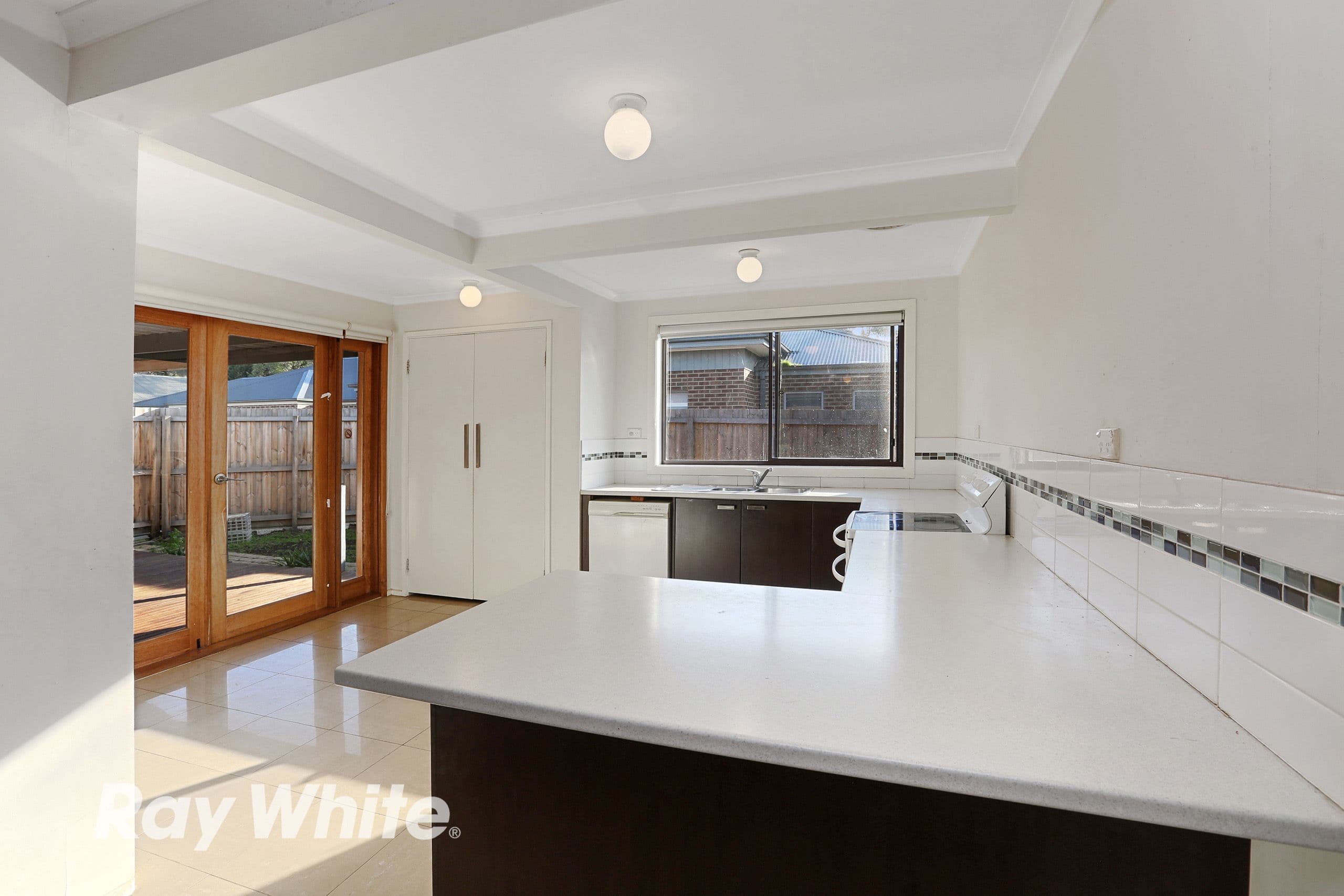70 Smeaton Close, Lara VIC 3212, Lara - Thumbnail 3