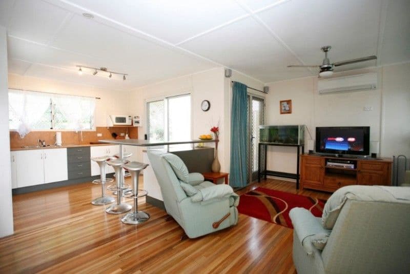 242 Palmerston Street, VINCENT QLD 4814, Vincent - Thumbnail 2