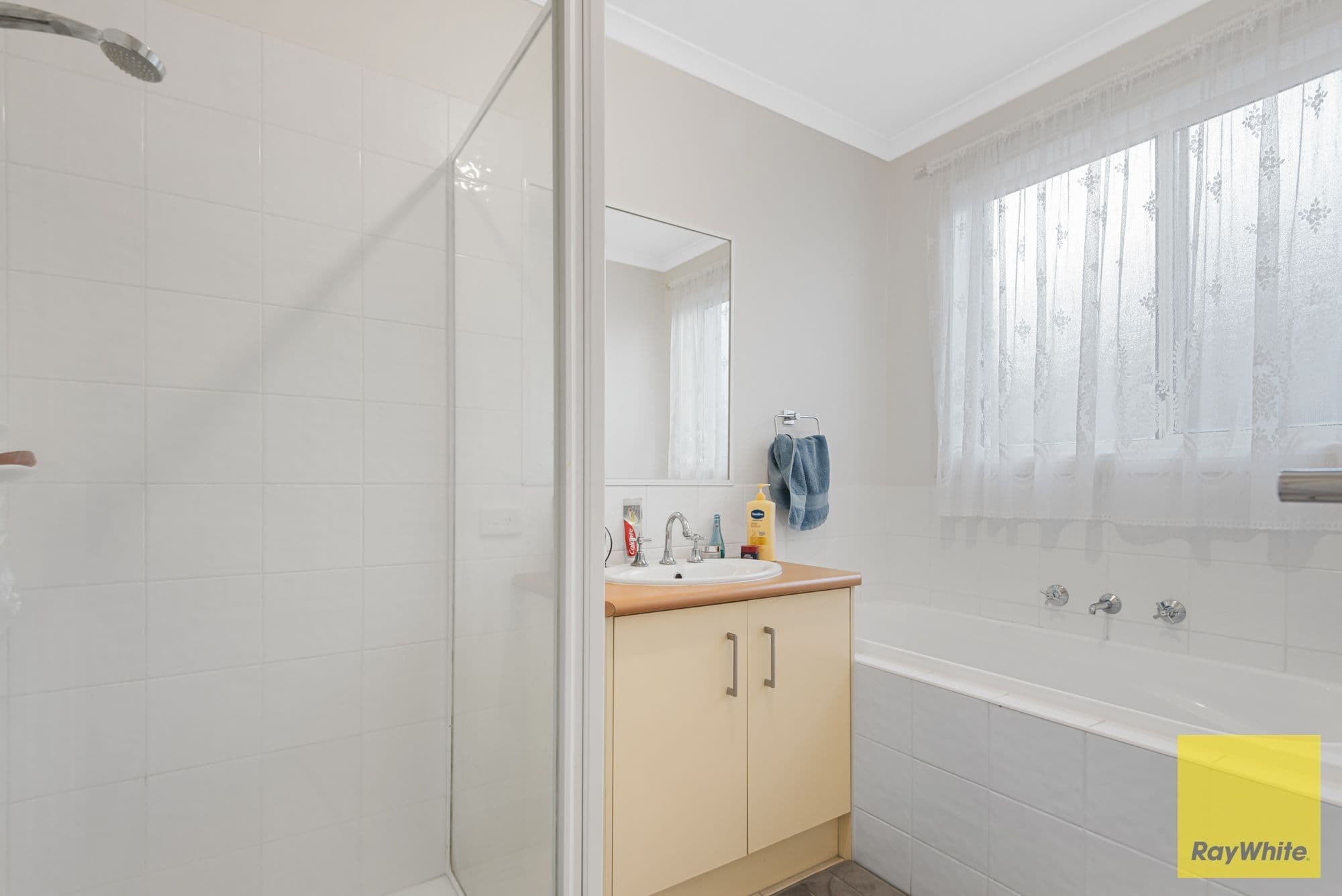 75 Baden Powell Drive, Tarneit VIC 3029, Tarneit - Thumbnail 7