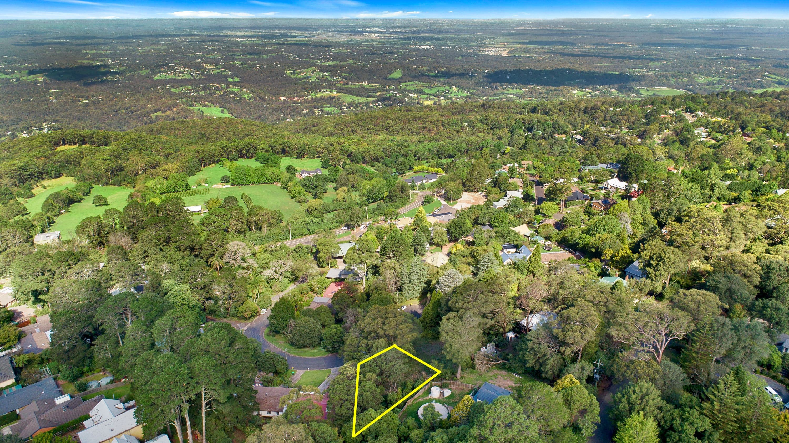 9 Pinedale Place, Kurrajong Heights NSW 2758, Kurrajong Heights - Thumbnail 8