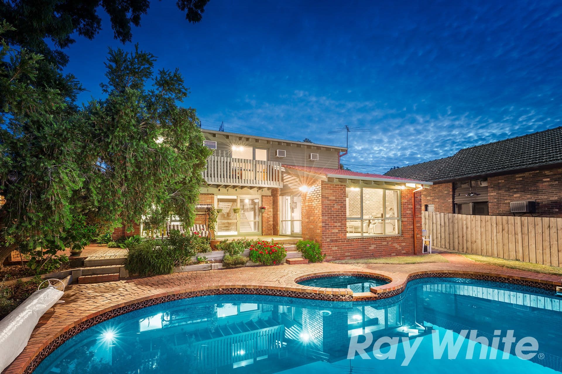 21 Darlington Avenue, Wheelers Hill VIC 3150, Wheelers Hill - Thumbnail 2