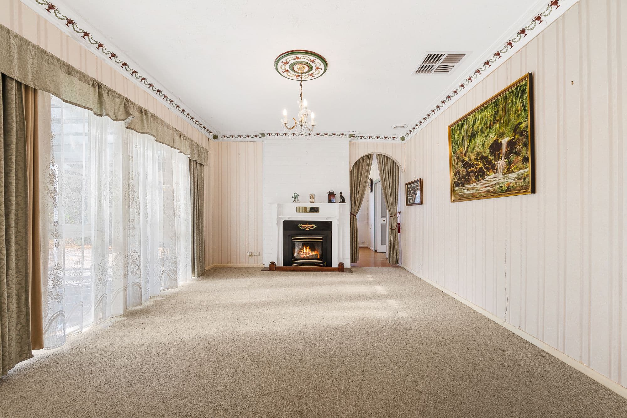 4 Lloyd Court, Blackburn South VIC 3130, Blackburn South - Thumbnail 2