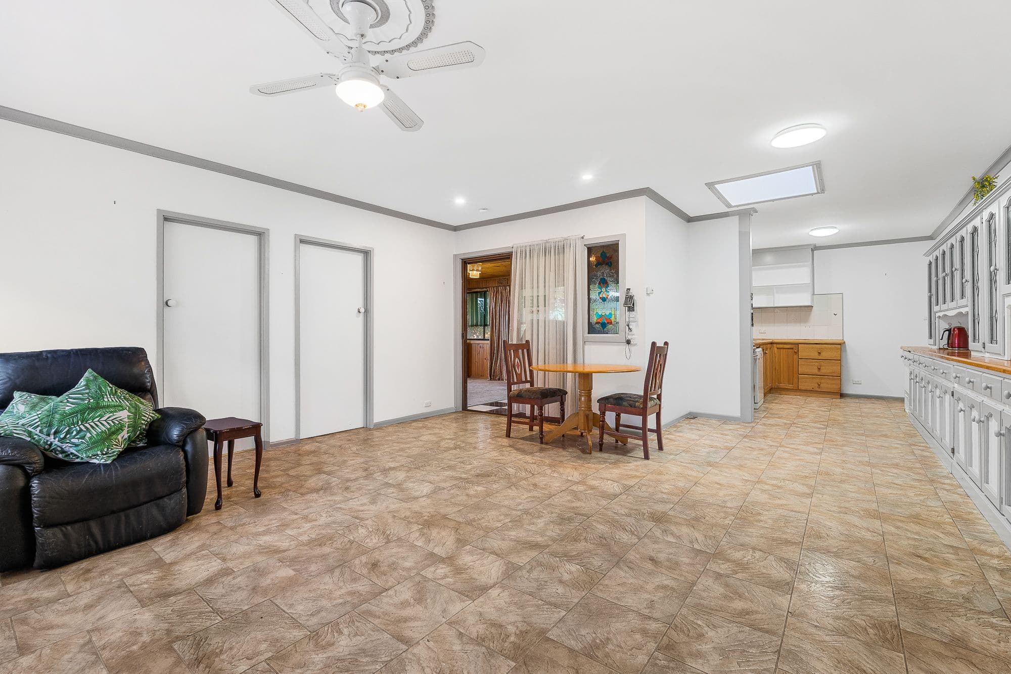 4 Lloyd Court, Blackburn South VIC 3130, Blackburn South - Thumbnail 6