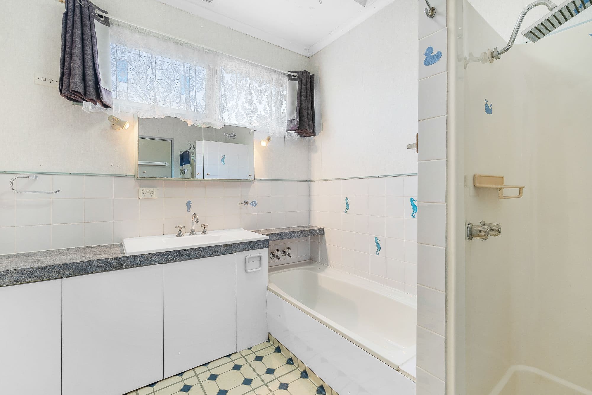 4 Lloyd Court, Blackburn South VIC 3130, Blackburn South - Thumbnail 8