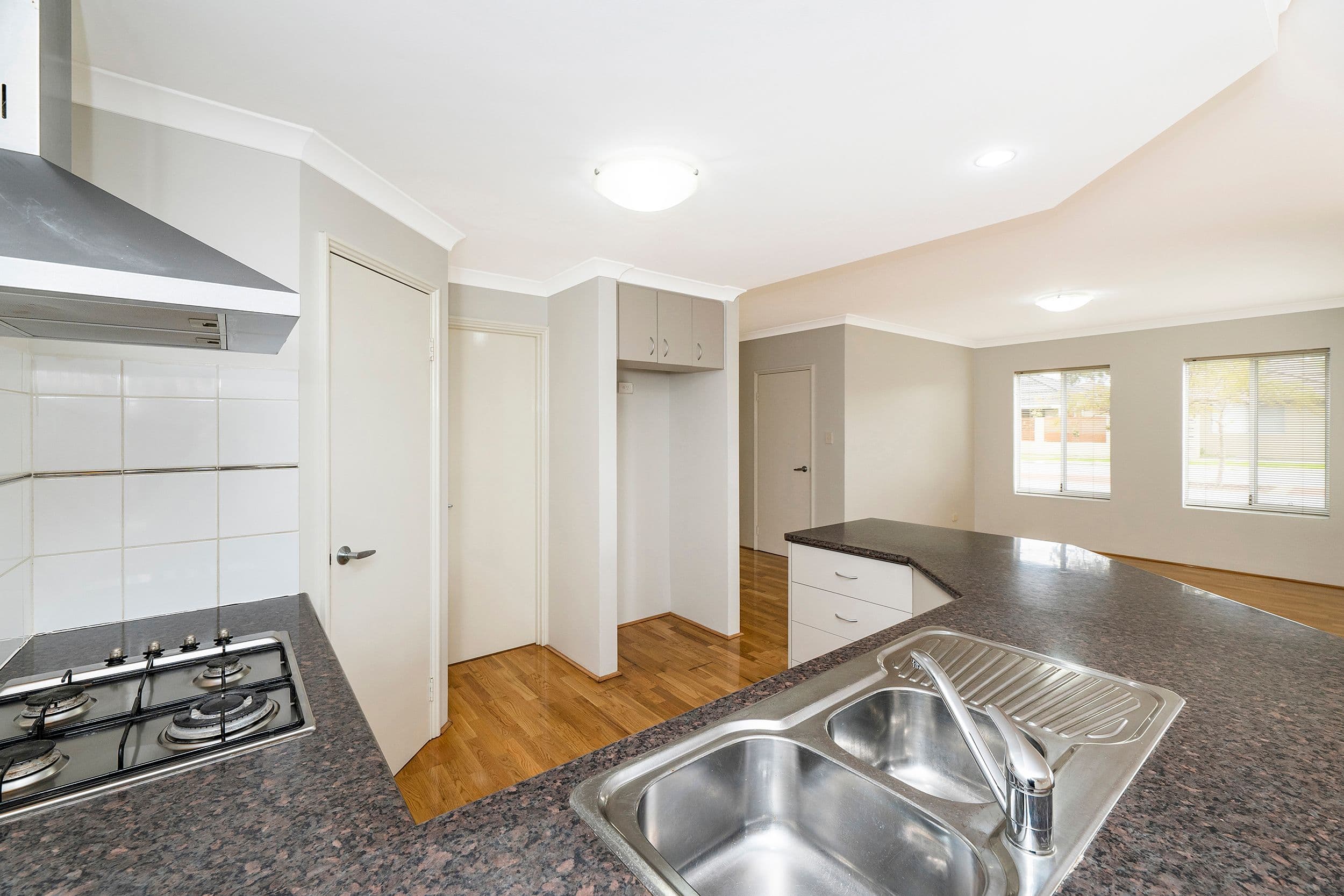 7 Twilight Mews, Aubin Grove WA 6164, Aubin Grove - Thumbnail 7