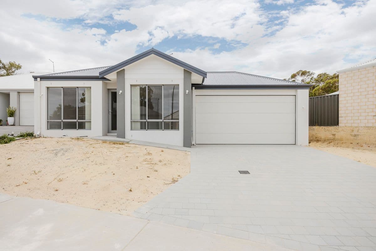 3 Barwon Place, Yanchep WA 6035, Yanchep - Thumbnail 2