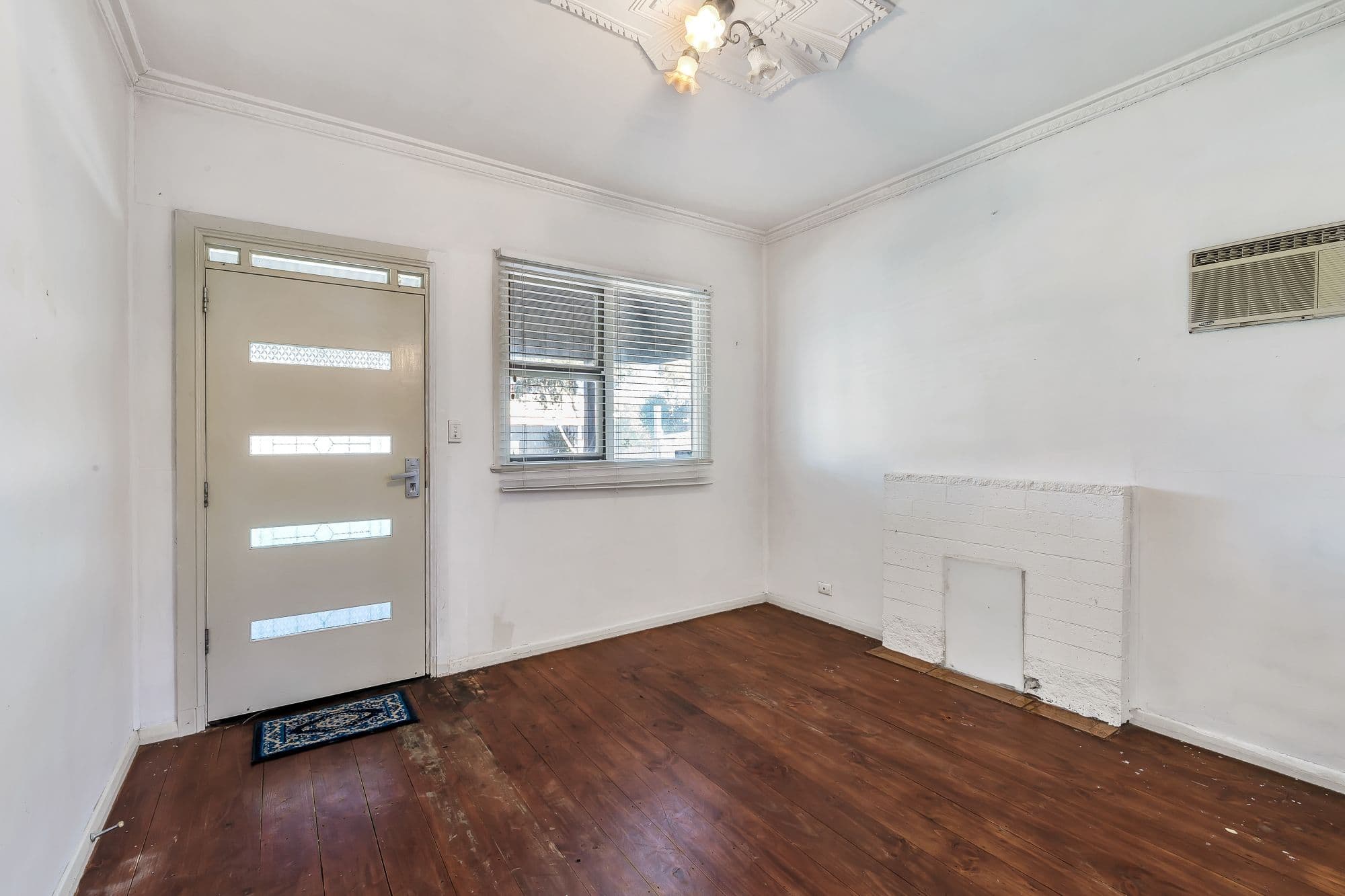 121 Wills Street, Largs Bay SA 5016, Largs Bay - Thumbnail 2