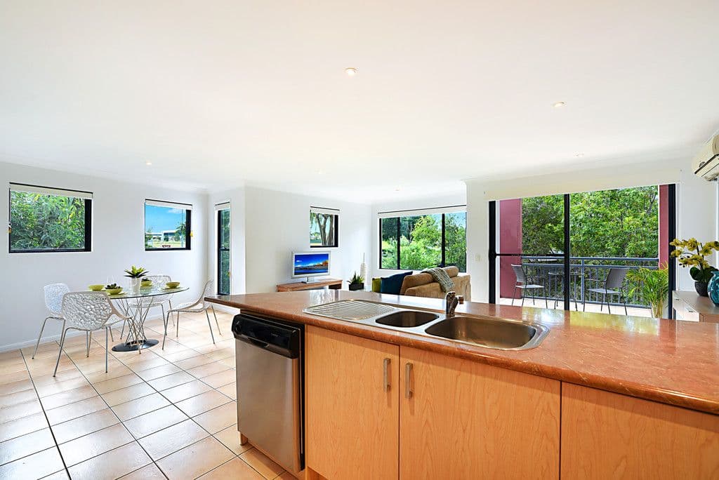 492 Christine Avenue, Robina QLD 4226, Robina - Thumbnail 8