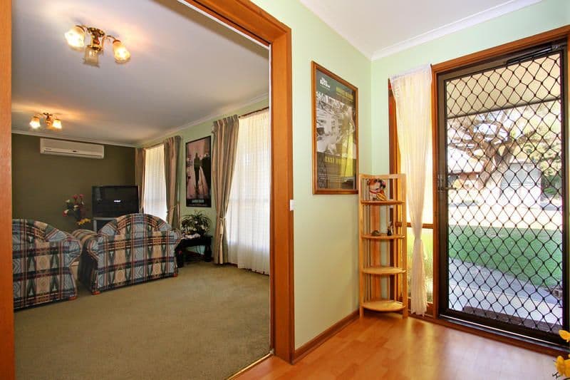 6 Harveson Drive, ROSEBUD VIC 3939, Rosebud - Thumbnail 4