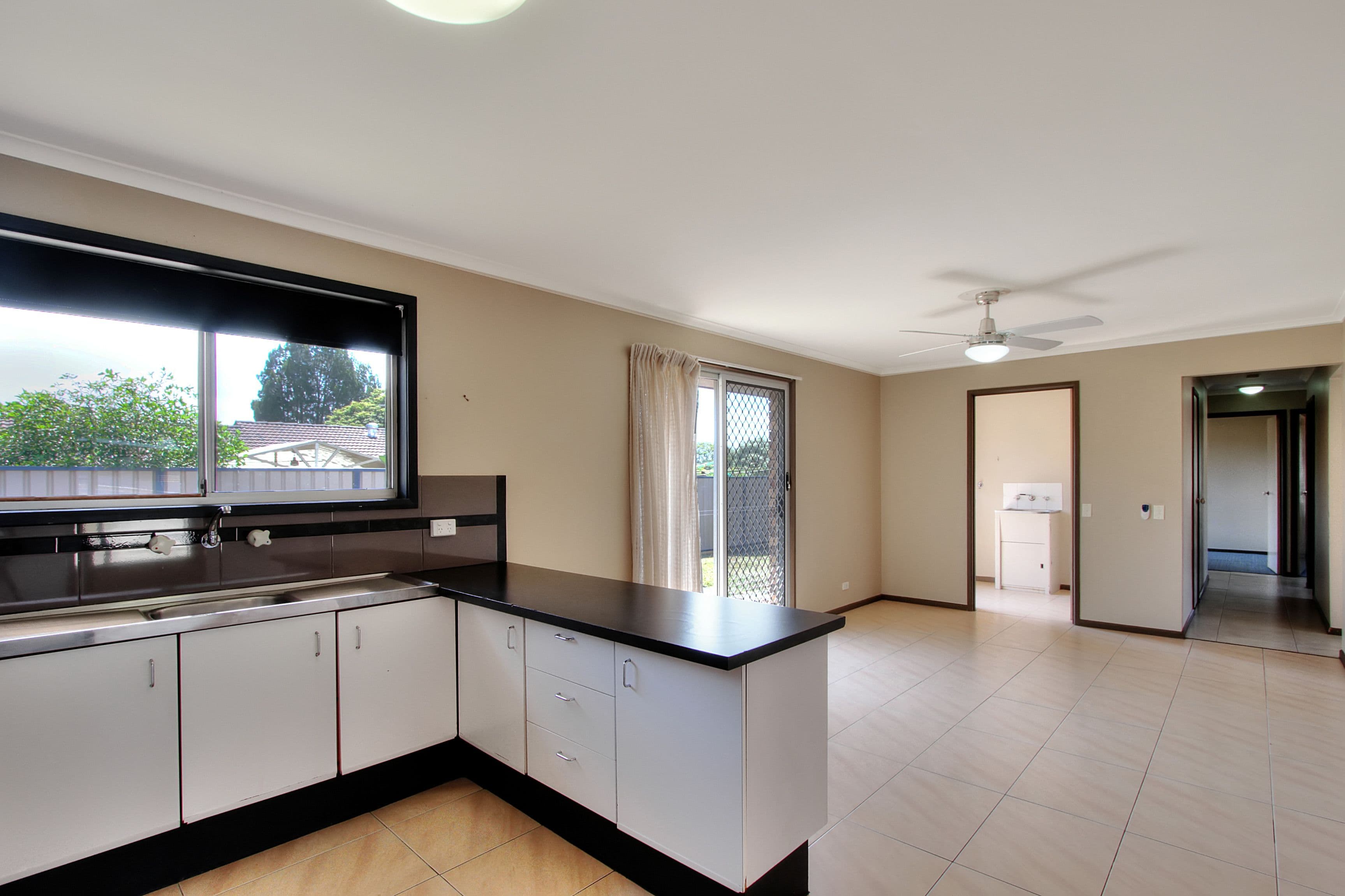 313 Belmont Road, Belmont QLD 4153, Belmont - Thumbnail 2