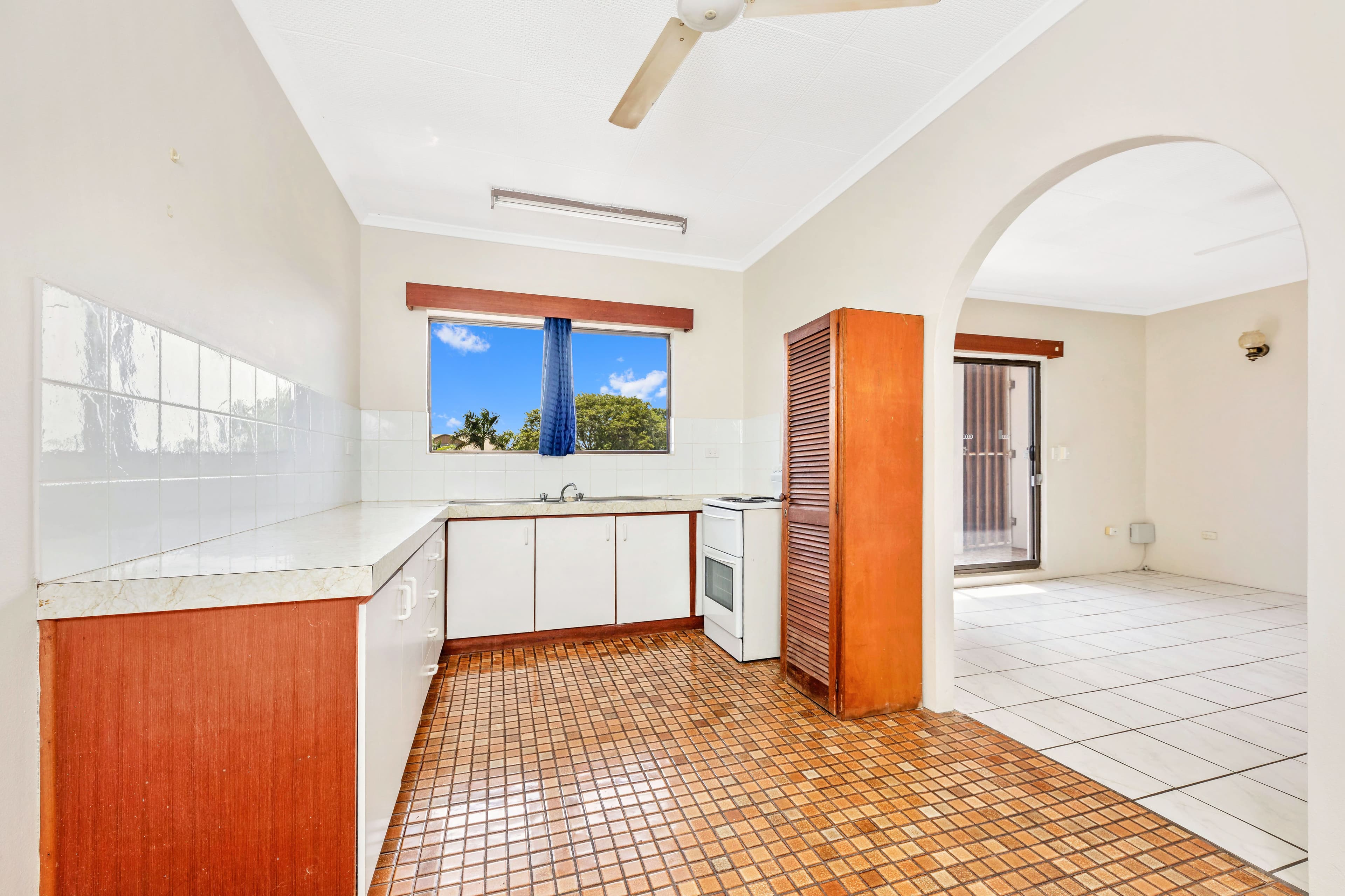 73 Aralia Street, Rapid Creek NT 0810, Rapid Creek - Thumbnail 2
