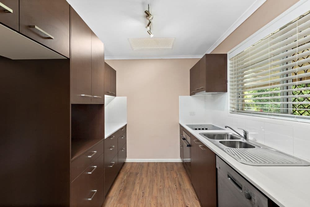 237 Railway Parade, Thorneside QLD 4158, Thorneside - Thumbnail 2