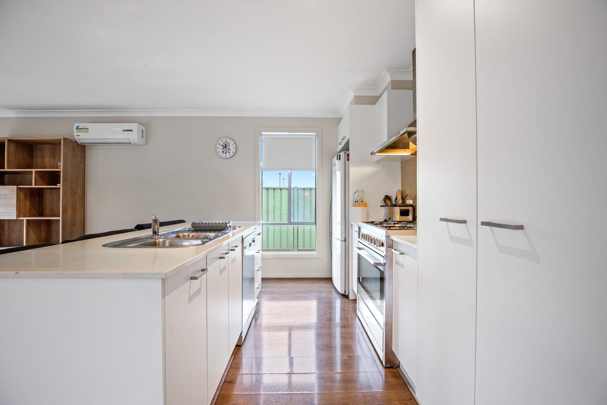 27 Mopane Circuit, Wyndham Vale VIC 3024, Wyndham Vale - Thumbnail 3