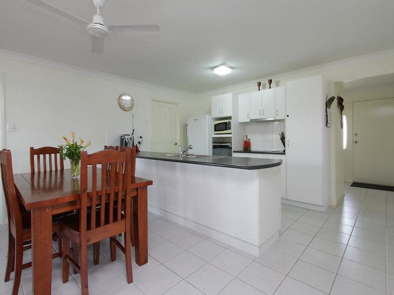 24 Debbiesue Drive, MOUNT PLEASANT QLD 4740, Mount Pleasant - Thumbnail 3