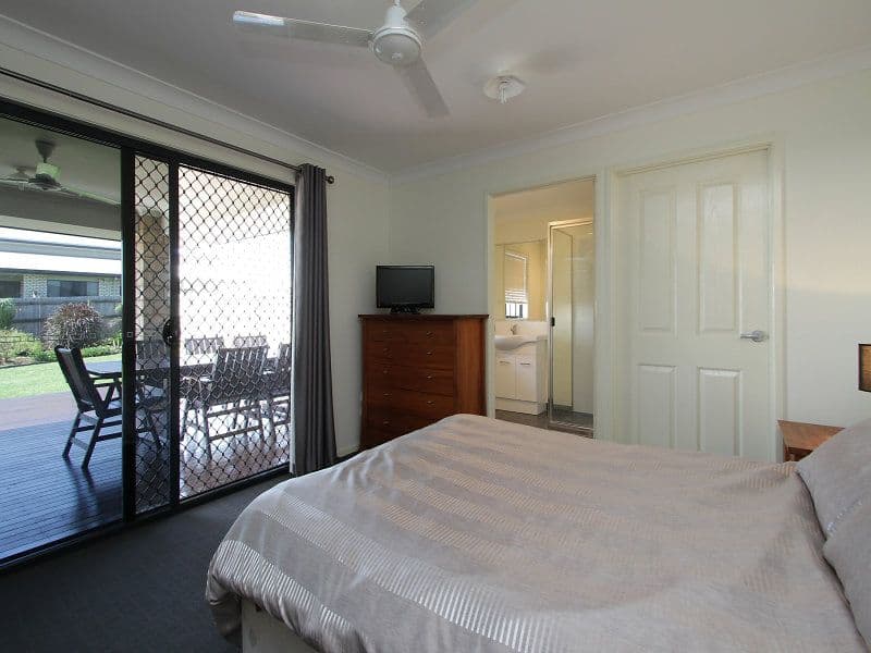 24 Debbiesue Drive, MOUNT PLEASANT QLD 4740, Mount Pleasant - Thumbnail 6