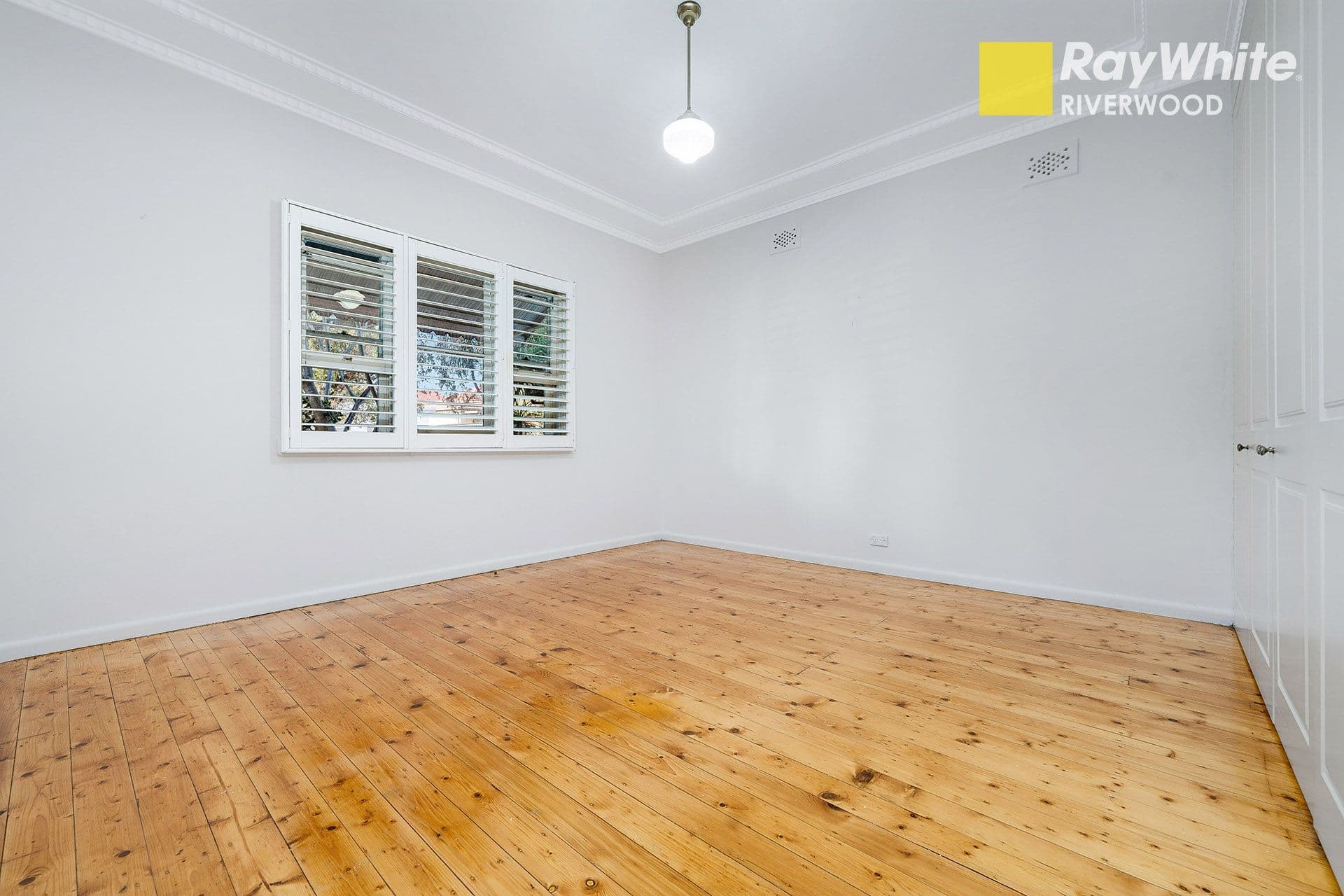 15 Hardy Avenue, Riverwood NSW 2210, Riverwood - Thumbnail 5