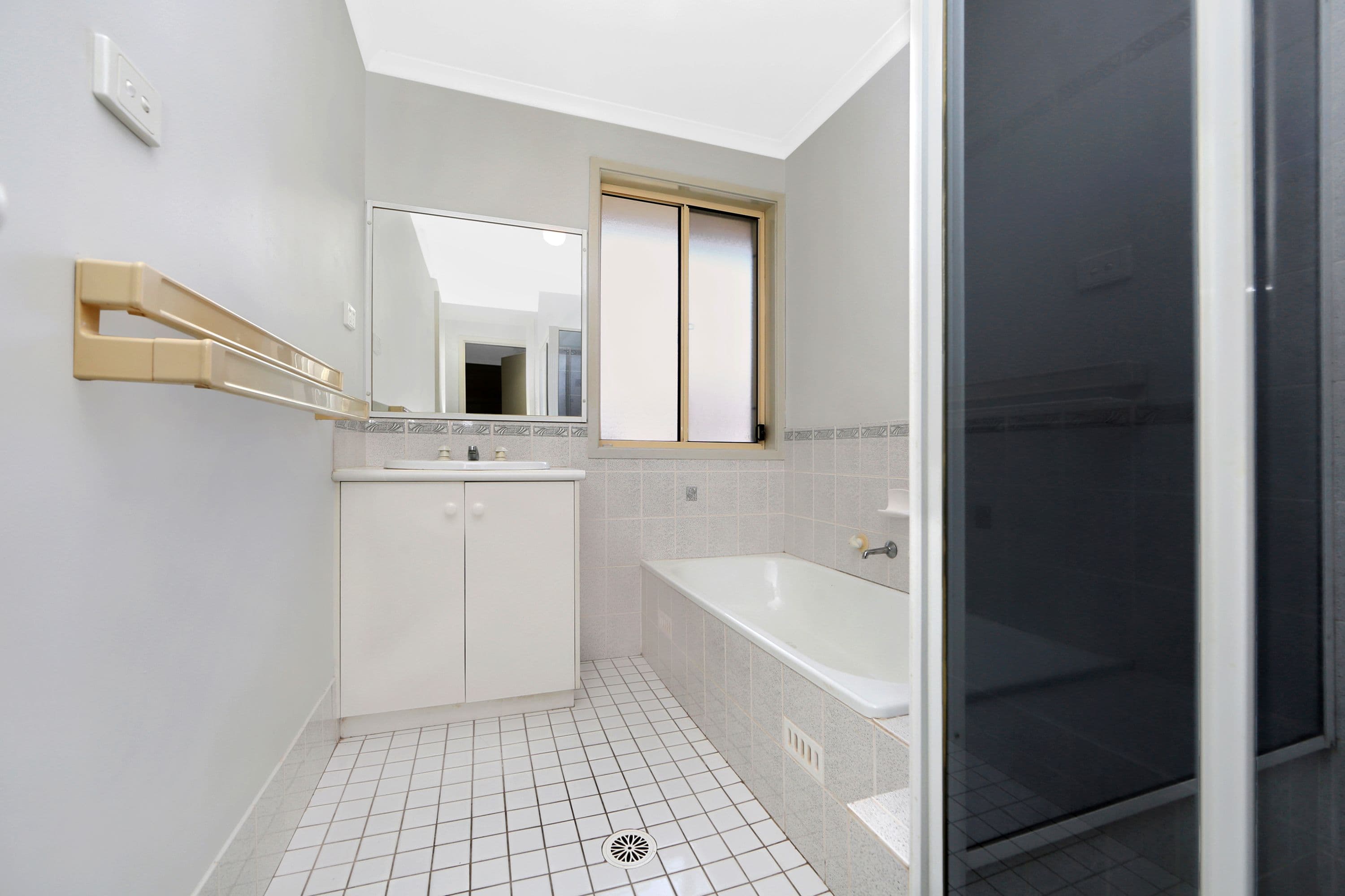 69 Barega Close, Buff Point - Thumbnail 5