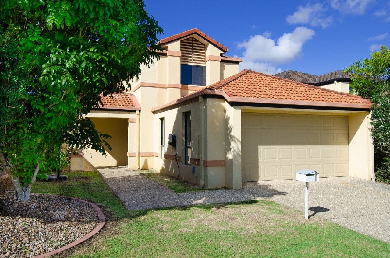 8 Noelene Lane, Arundel QLD 4214, Arundel - Image 1