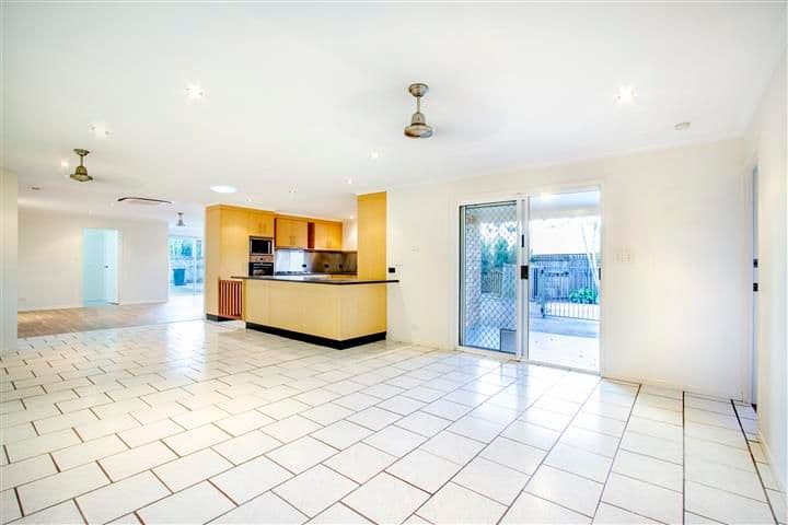 5 Catherine Crescent, Jubilee Pocket QLD 4802, Jubilee Pocket - Thumbnail 3