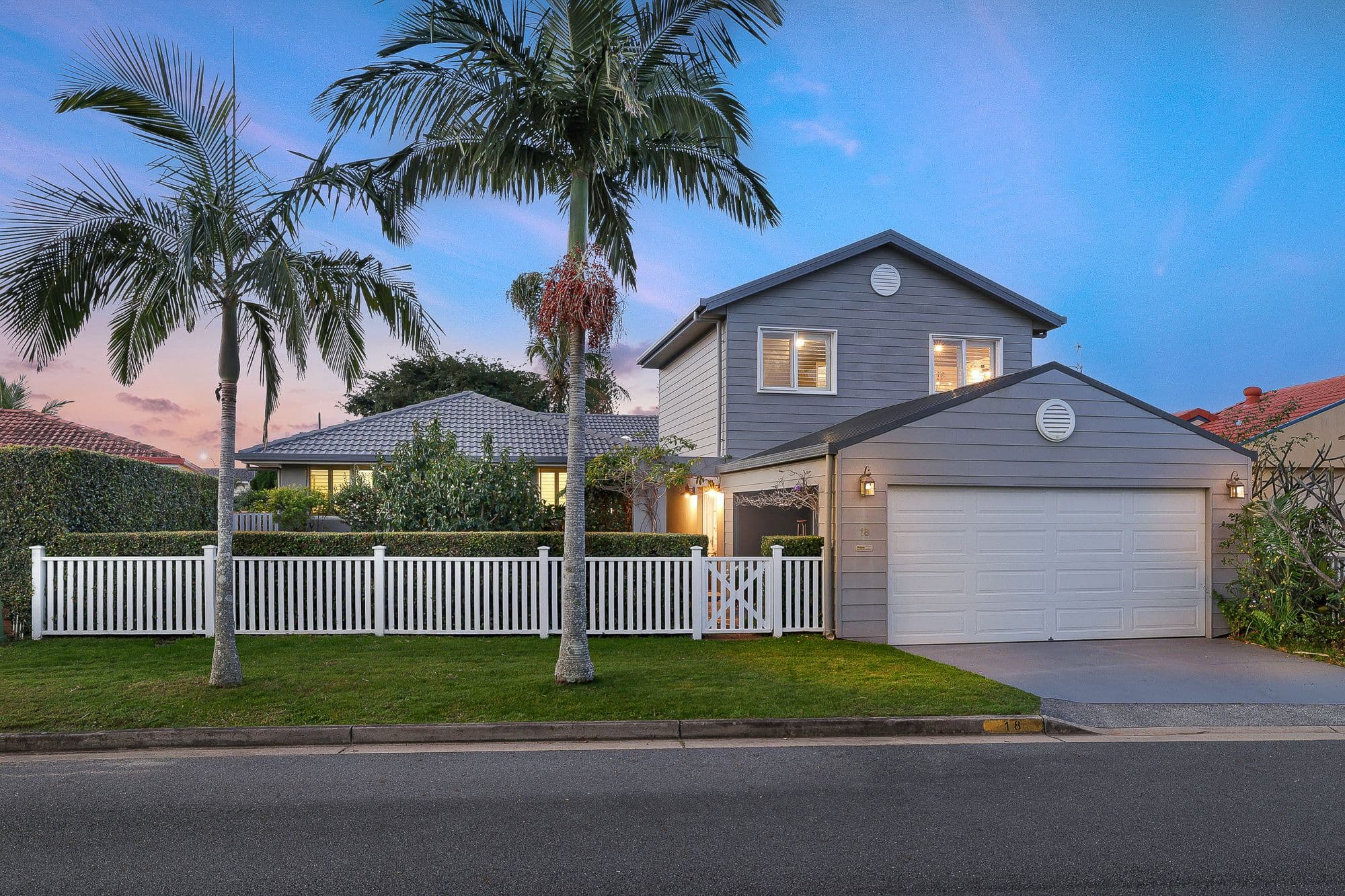 18 Weatherly Avenue, Mermaid Waters QLD 4218, Mermaid Waters - Thumbnail 3