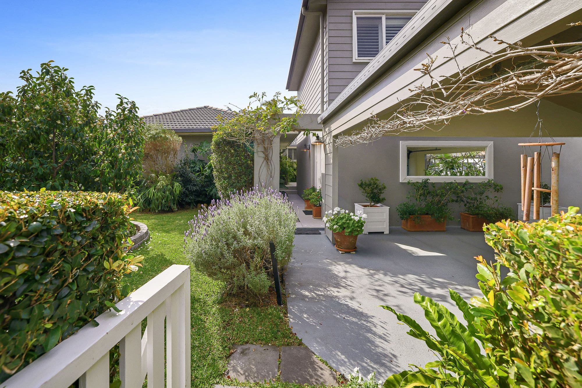 18 Weatherly Avenue, Mermaid Waters QLD 4218, Mermaid Waters - Thumbnail 4