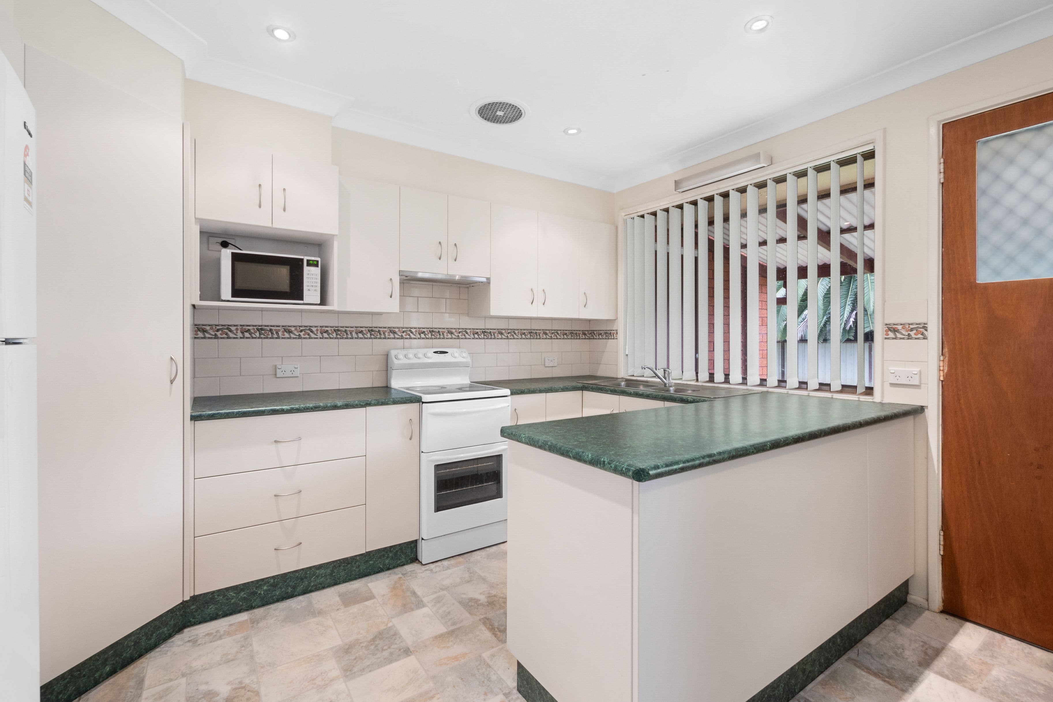 20 Rutherglen Avenue, Hobartville NSW 2753, Hobartville - Thumbnail 6