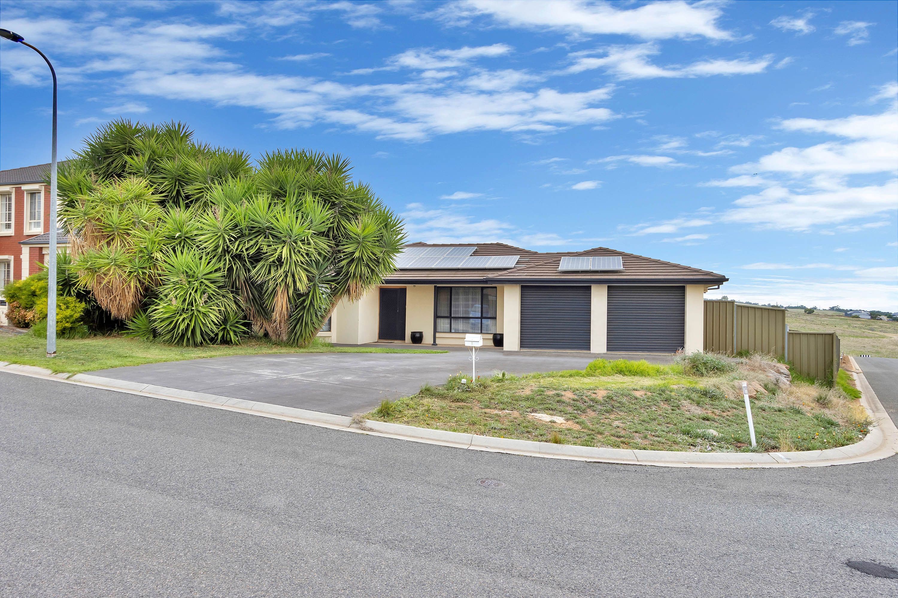 6 Katherine Crescent, Craigmore SA 5114, Craigmore - Image 1
