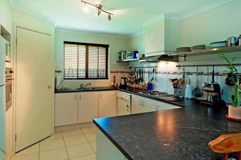 9 Govett Street, PACIFIC PINES QLD 4211, Pacific Pines - Thumbnail 3