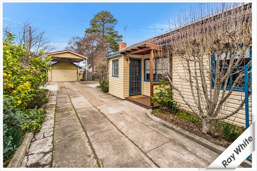 13 Collins Street, Queanbeyan - Thumbnail 2