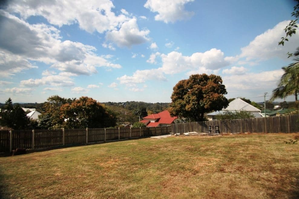 56 PINE Street, NORTH IPSWICH QLD 4305, North Ipswich - Thumbnail 2