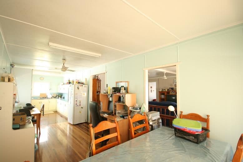 24 Coast Road, SARINA BEACH QLD 4737, Sarina Beach - Thumbnail 5