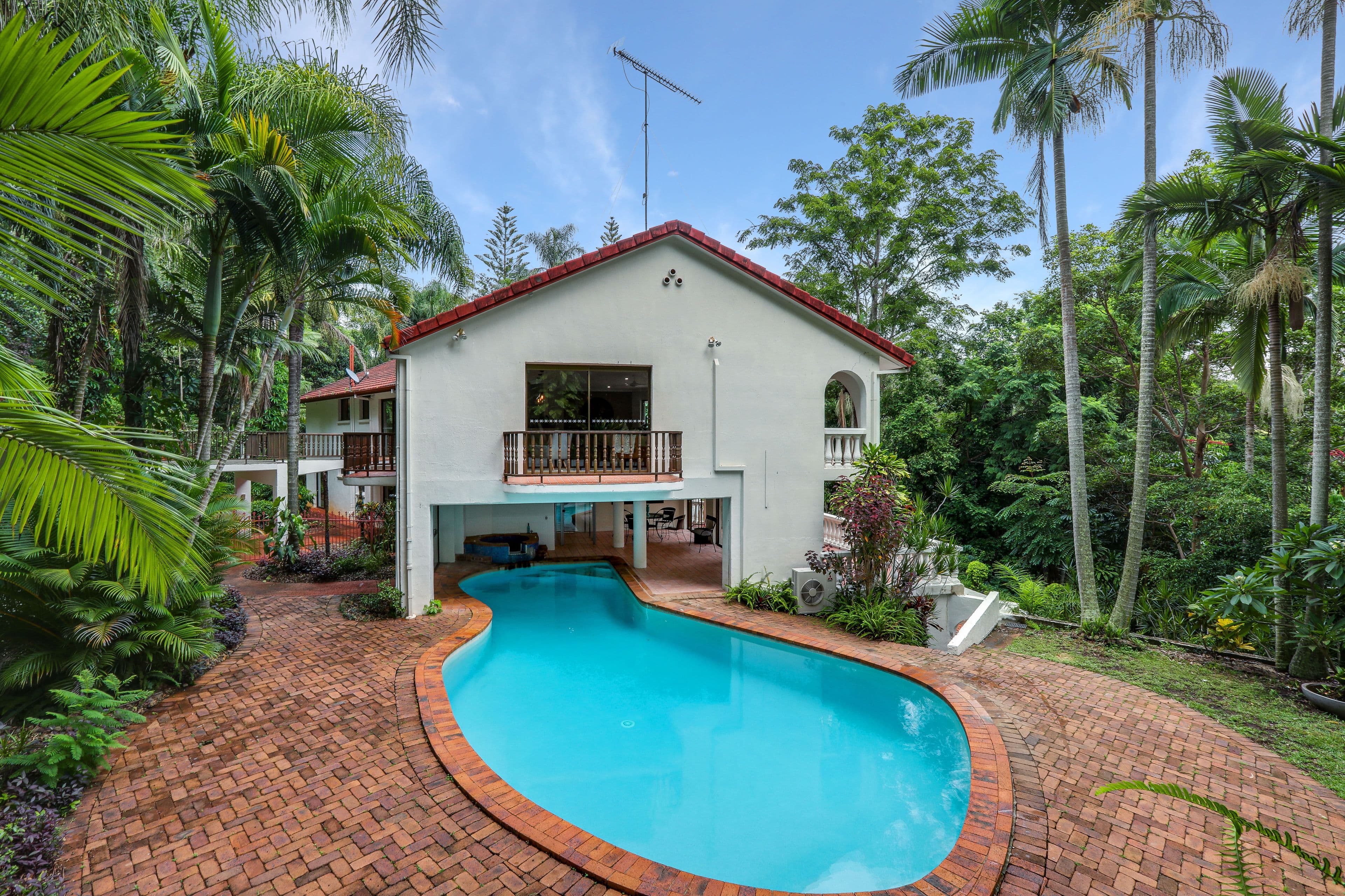 22 Veronica Drive, Tallai QLD 4213, Tallai - Thumbnail 2