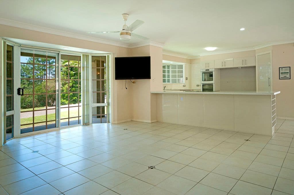 109  Glade Drive, GAVEN QLD 4211, Gaven - Thumbnail 2