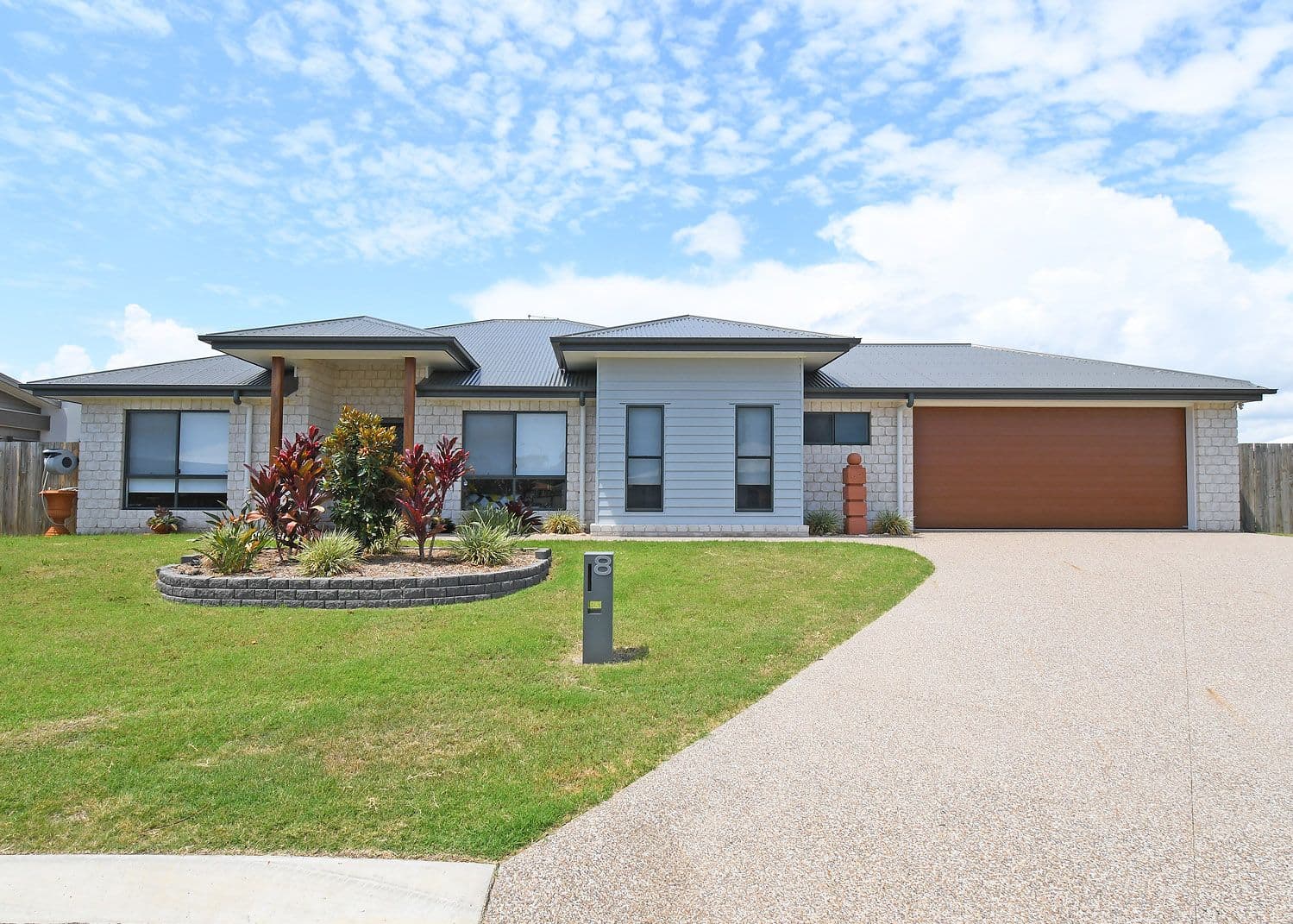 8 Chloe Court, URANGAN QLD 4655, Urangan - Image 1