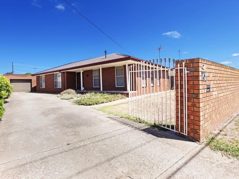 42 St James Street, ST ALBANS PARK VIC 3219, St Albans Park - Image 1